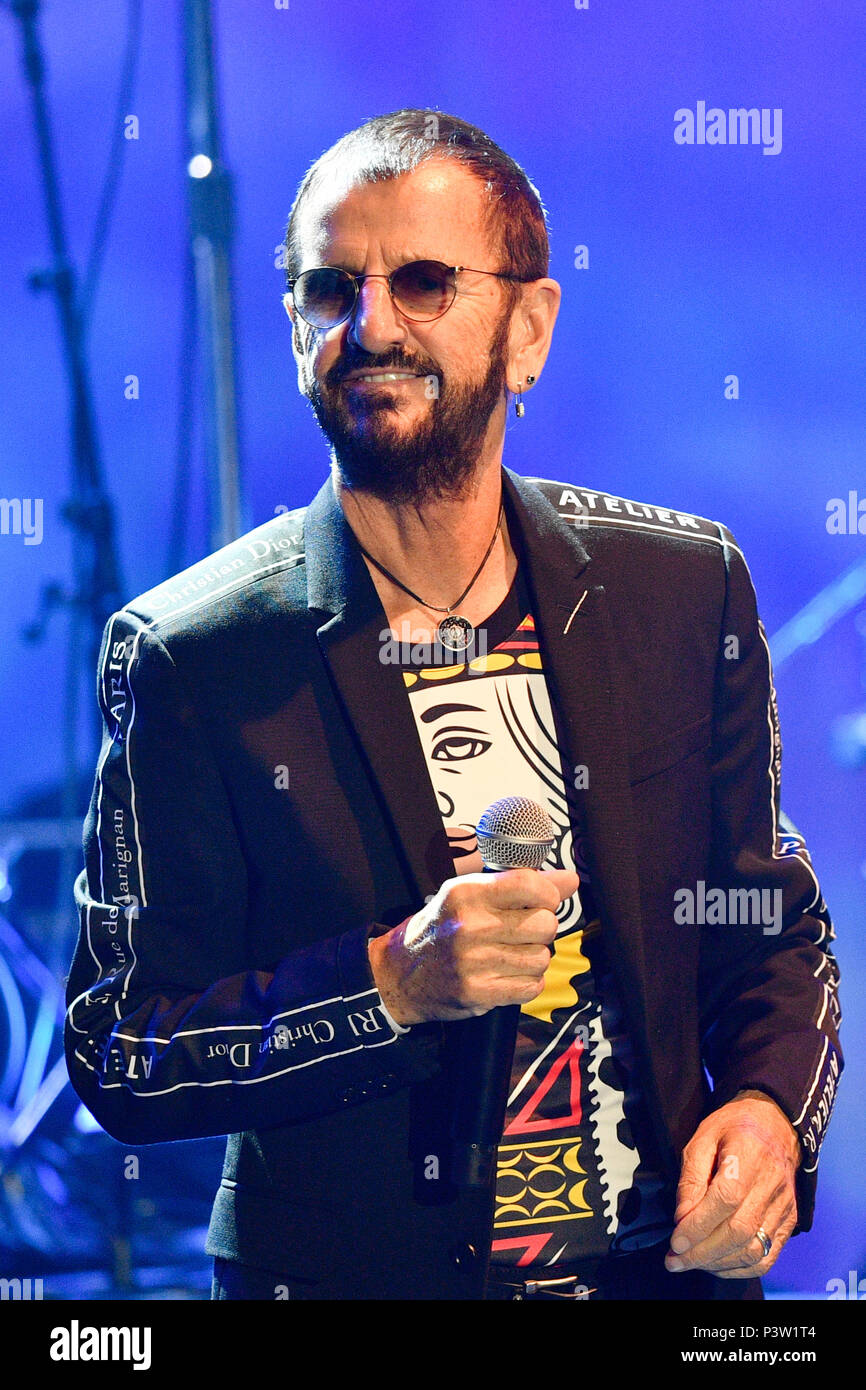 Prague, Czech Republic. 19th June, 2018. British singer Ringo Starr performs during the concert with his All Star Band at the Prague Congress Centre, Czech Republic, on June 19, 2018. Credit: Michal Kamaryt/CTK Photo/Alamy Live News Stock Photo