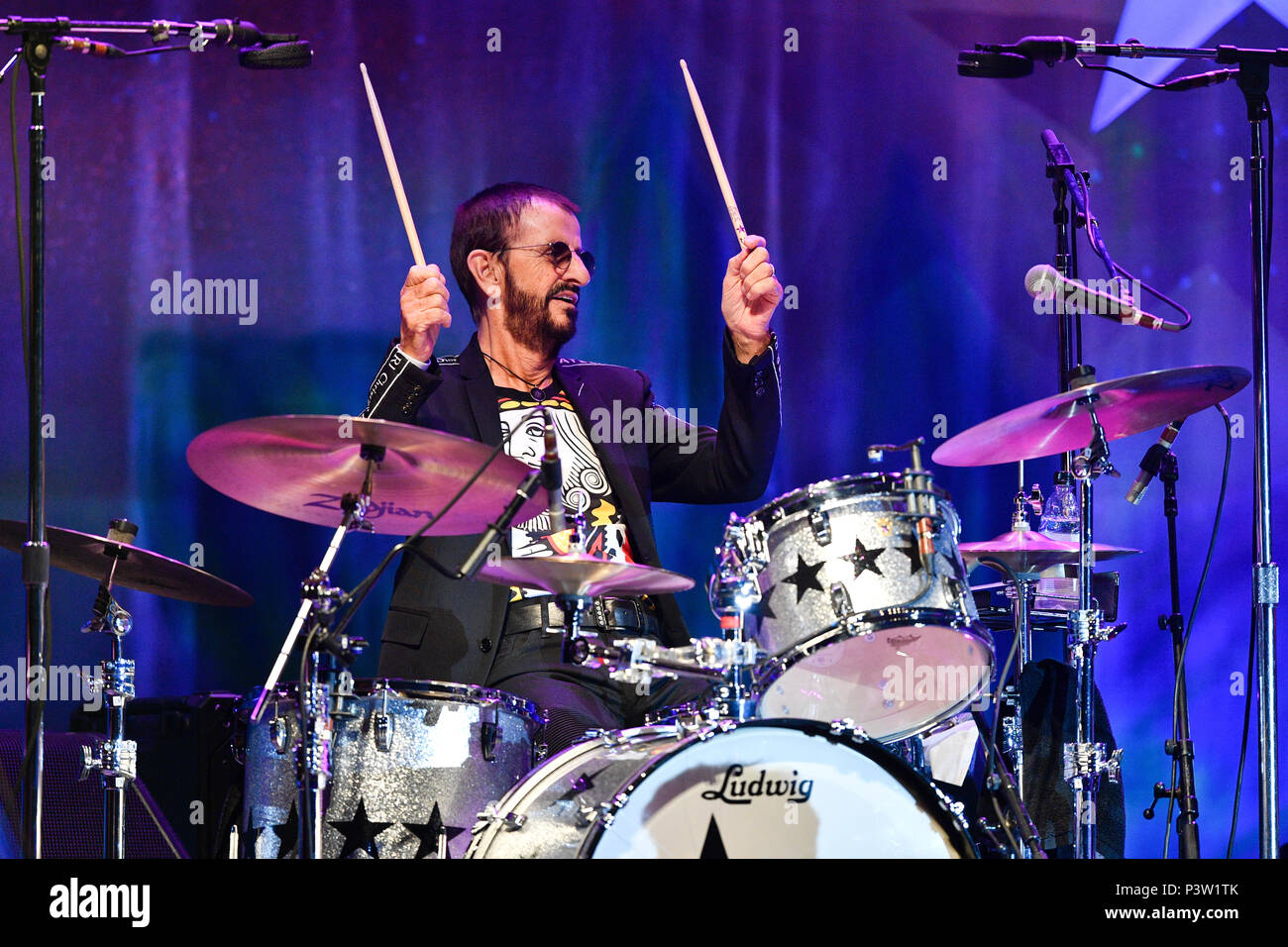 Prague, Czech Republic. 19th June, 2018. British singer Ringo Starr performs during the concert with his All Star Band at the Prague Congress Centre, Czech Republic, on June 19, 2018. Credit: Michal Kamaryt/CTK Photo/Alamy Live News Stock Photo