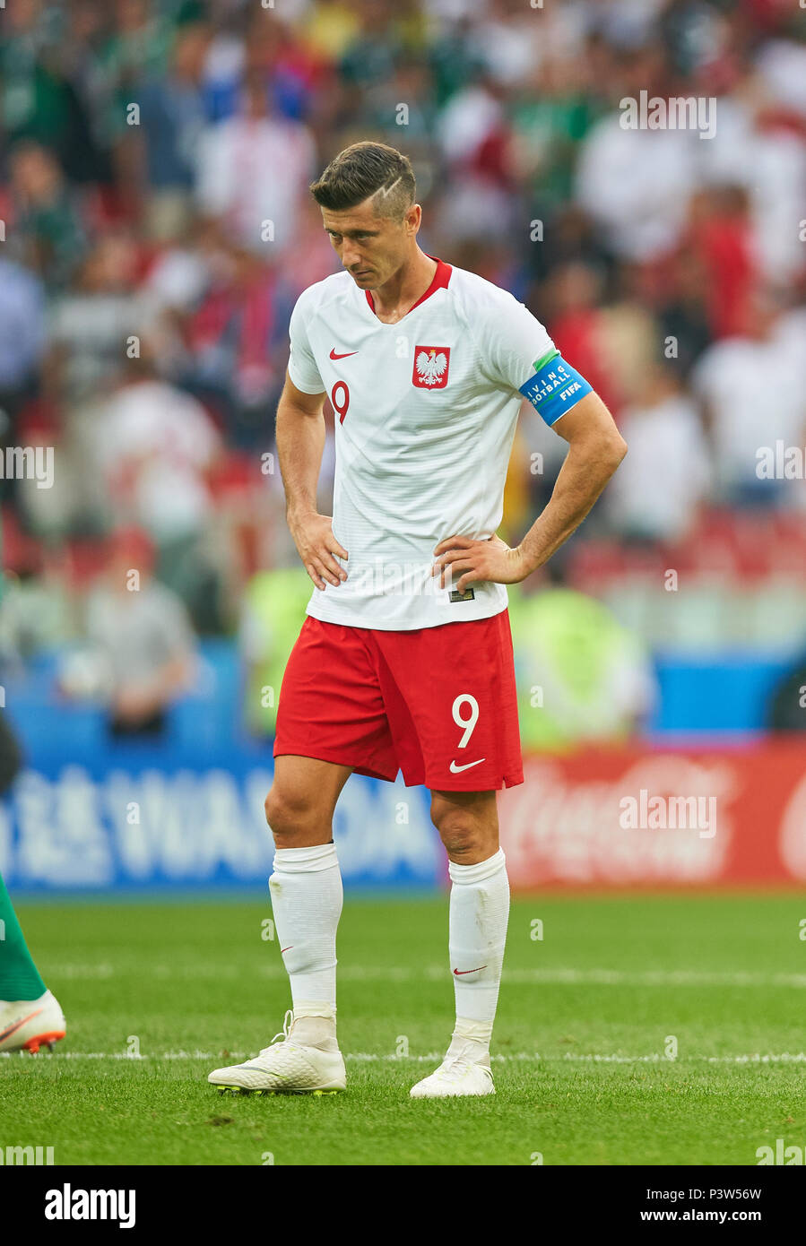Moscow, Russia. 19th Jun, 2018. Poland- Senegal, Soccer, Moscow, June 19,  2018 Robert LEWANDOWSKI, Pol 9 sad, disappointed, angry, Emotions,  disappointment, frustration, frustrated, sadness, desperate, despair, POLAND  - SENEGAL 1-2 Football FIFA