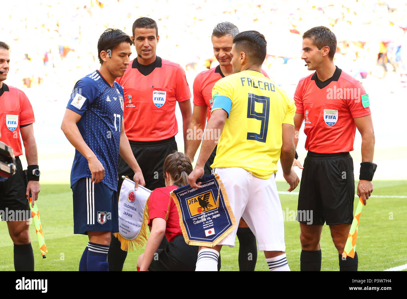 Saransk, Russia. 19th June, 2018. -R) Makoto Hasebe (JPN), Radamel Falcao (COL) Football/Soccer : FIFA World Cup Russia 2018 Group H match between Colombia 1-2 Japan at Mordovia Arena, in Saransk, Russia . Credit: Yohei Osada/AFLO SPORT/Alamy Live News Stock Photo