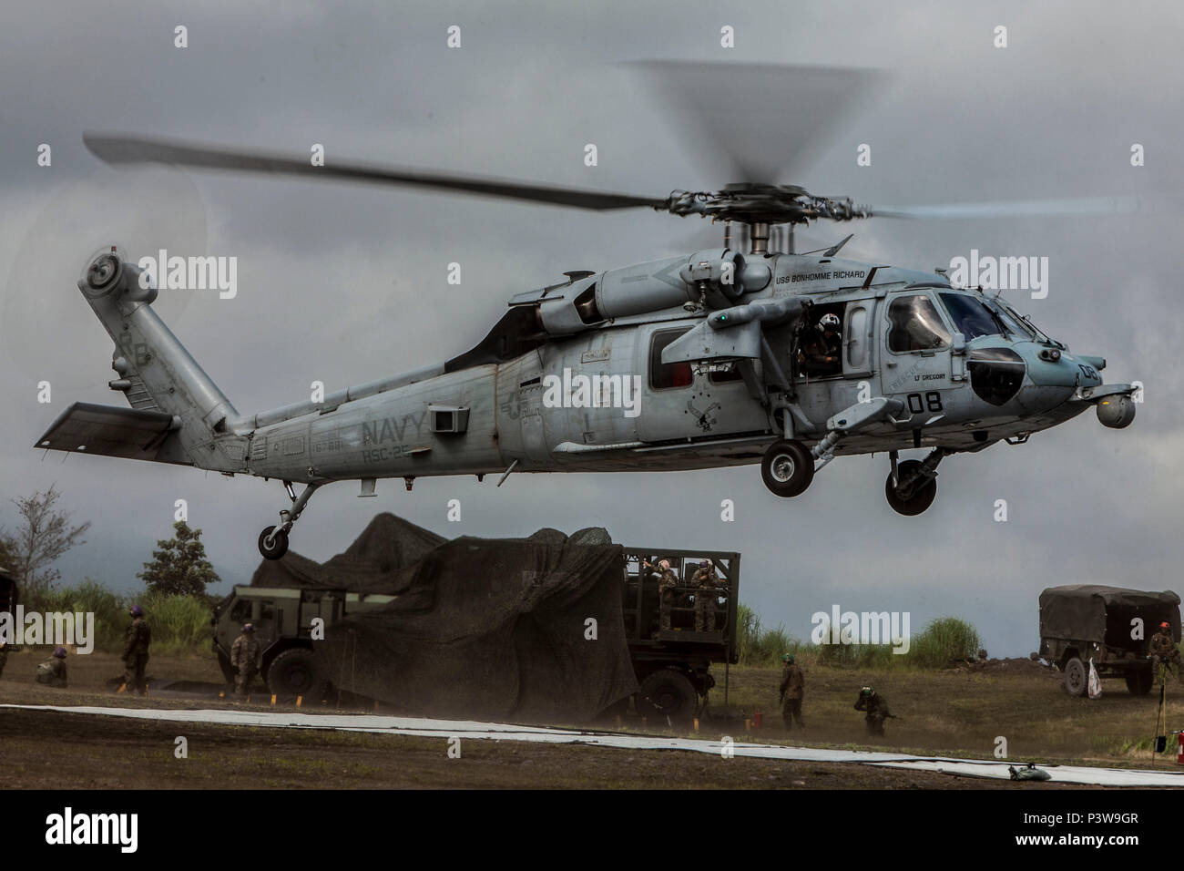 A Sikorsky MH-60S Seahawk with Helicopter Sea Combat Squadron (HSC) 25 ...