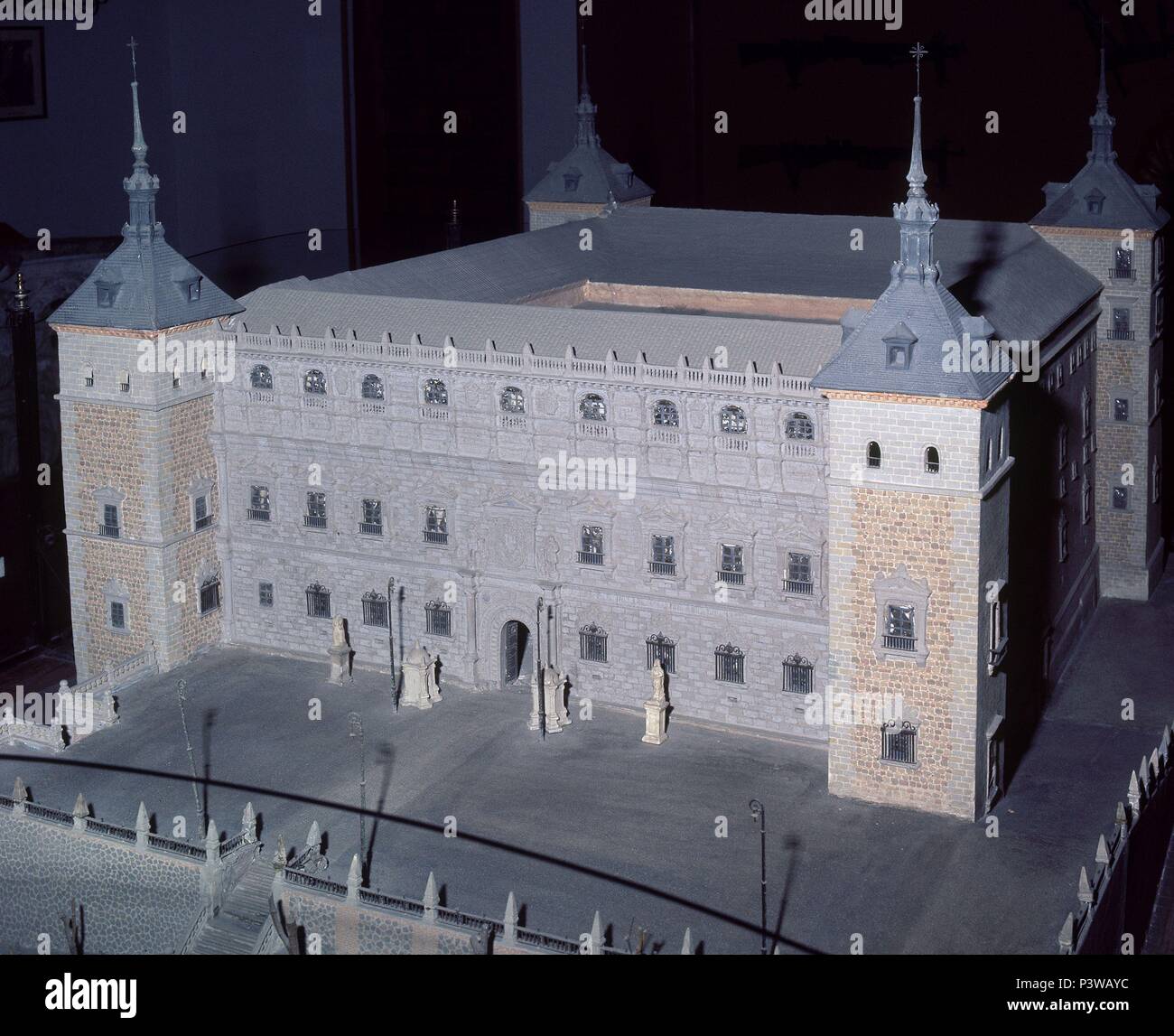 museo-reconstruido-hi-res-stock-photography-and-images-alamy