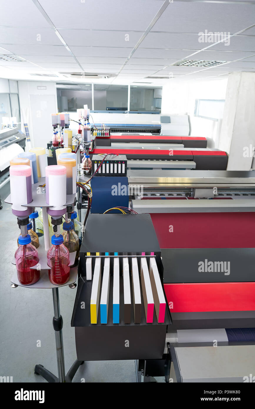 Textile Print Factory Layout Large textile printing factory hi-res stock photography and images - Alamy