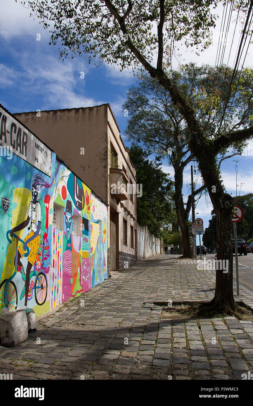 CURITIBA, PR - 28.04.2016: GRAFITE DE RIMON GUIMARÃES - Imagem do grafite do artista Rimon Guimarães, localizado na praça Garibaldi, em Curitiba. (Foto: Guilherme Artigas / Fotoarena) Stock Photo
