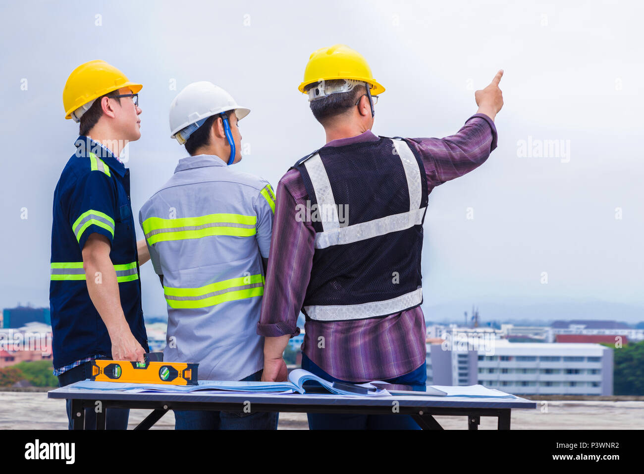 Back engineering hi-res stock photography and images - Alamy