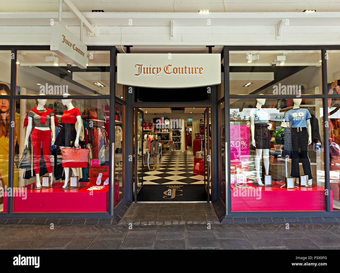 Shop frontage of the Juicy Couture store at the Cheshire Oaks Designer  Outlet, Ellesmere Port Cheshire Stock Photo - Alamy