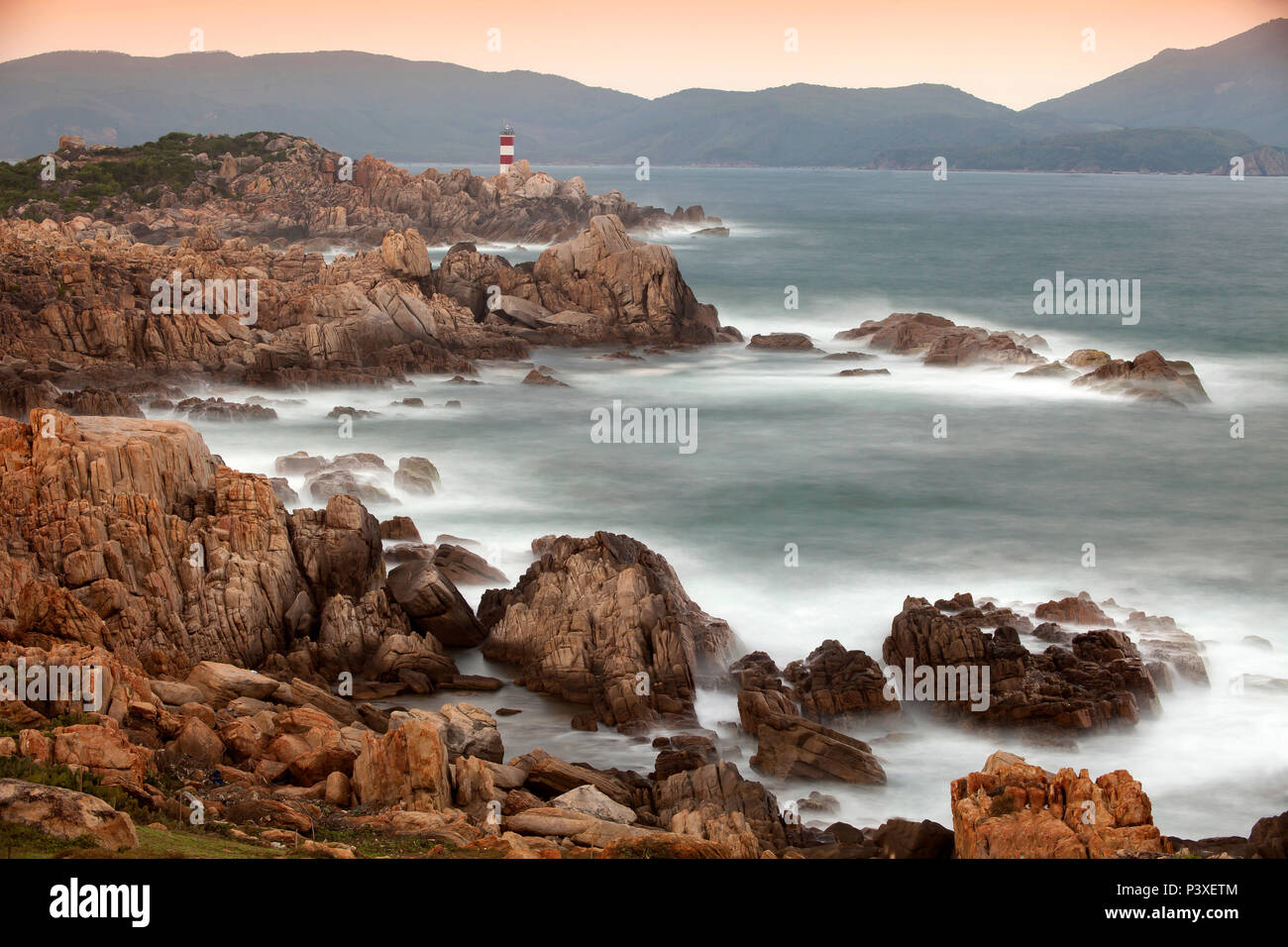 Riff bei Ganh Dia,  Tuy Hoa, Provinz Phu Yen, Vietnam, Asien Stock Photo