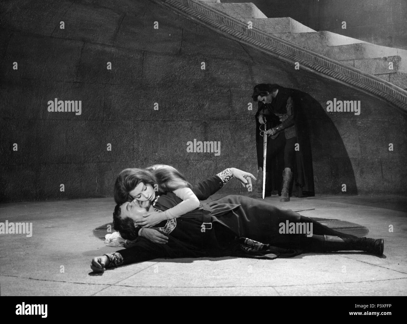 Original Film Title: CID, EL.  English Title: CID, EL.  Film Director: ANTHONY MANN.  Year: 1961.  Stars: CHARLTON HESTON; SOPHIA LOREN. Credit: ALLIED ARTISTS / Album Stock Photo