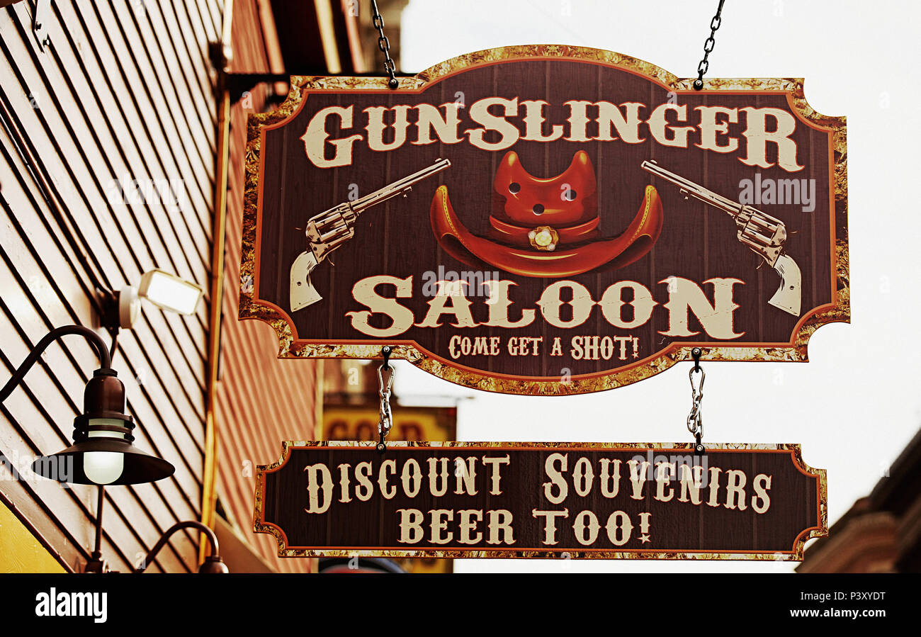 Wild West Saloon Bar Stock Photos & Wild West Saloon Bar Stock Images