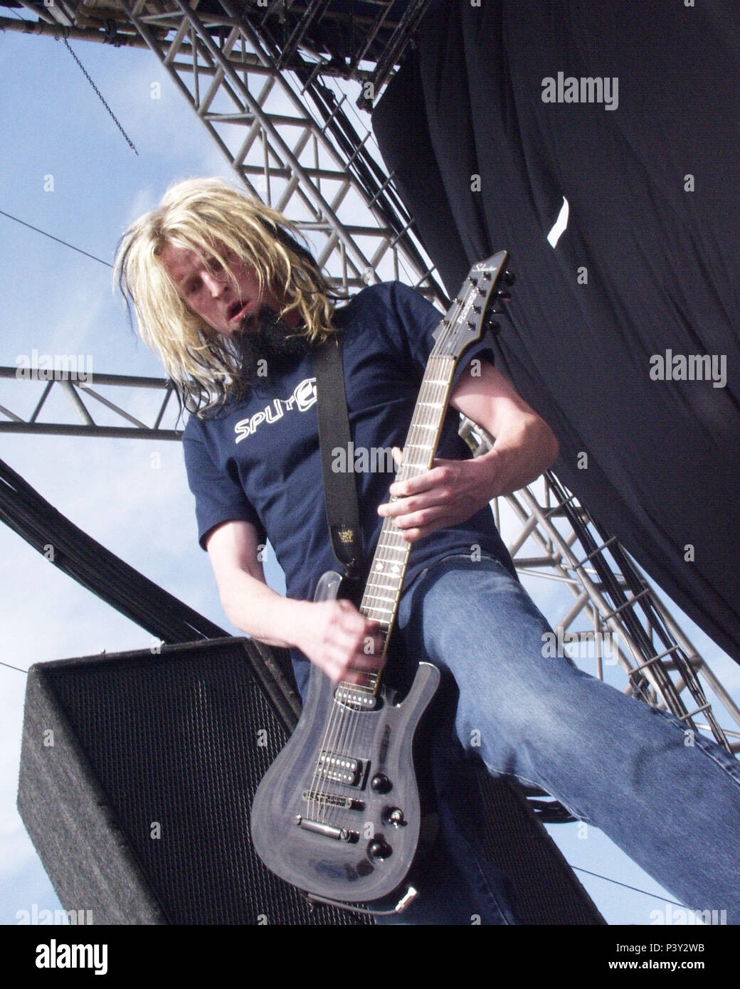 ATLANTA, GA - SEPTEMBER 22: Tim Mahoney of 311 performs