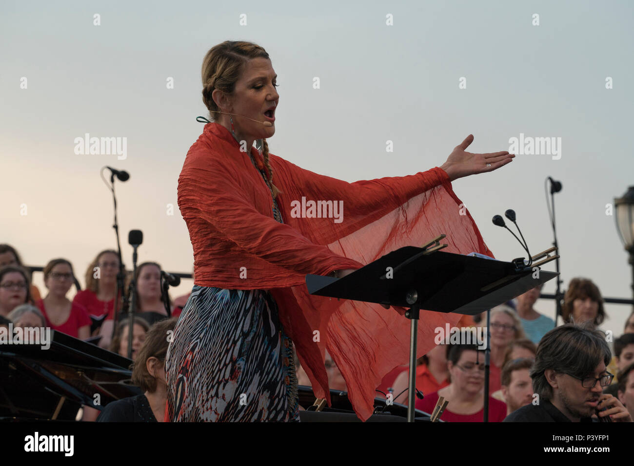 Clark rockefeller wife hi-res stock photography and images - Alamy