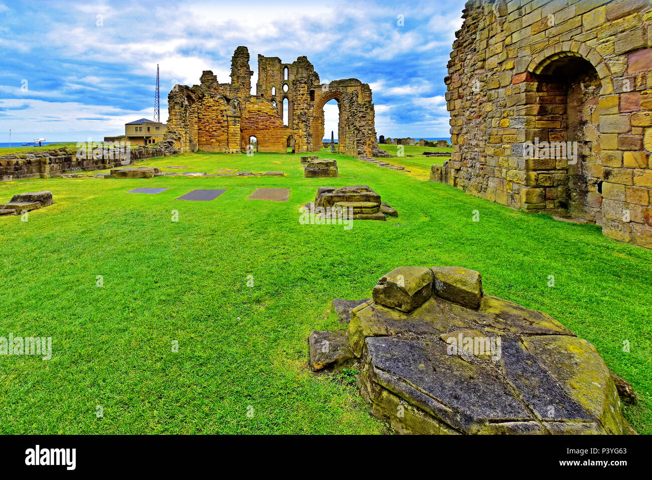 Tynemouth Priory ruins and area Stock Photo Alamy