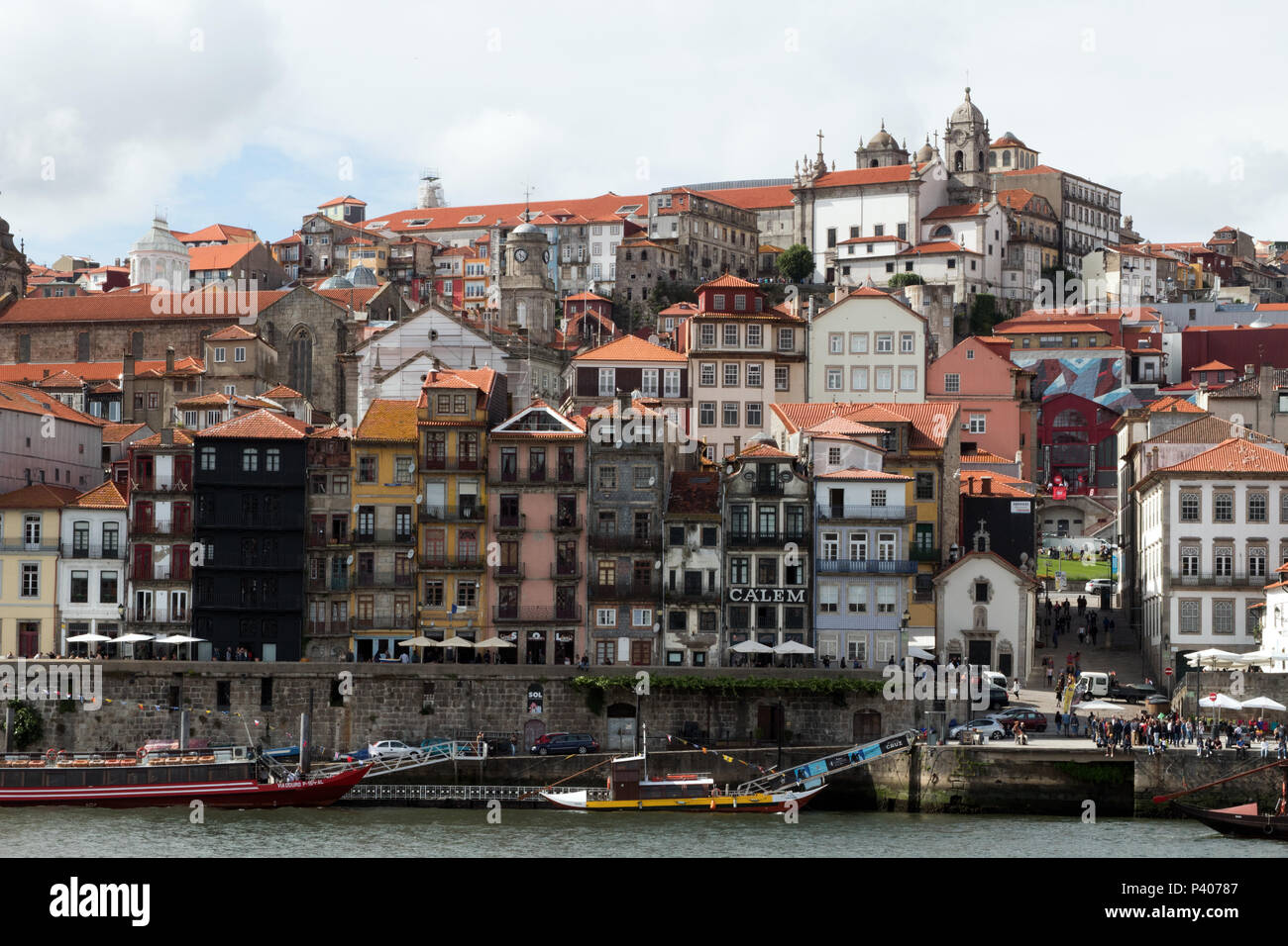 The Ribiera District And Main Sights In The City Centre Of Porto Portugal Stock Photo Alamy The Ribiera District And Main Sights In The City Centre Of Porto Portugal Stock Photo Alamy