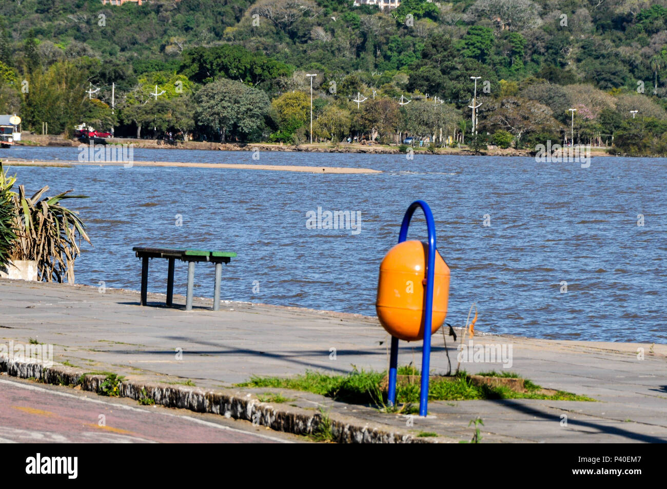 Lixeira hi-res stock photography and images - Alamy