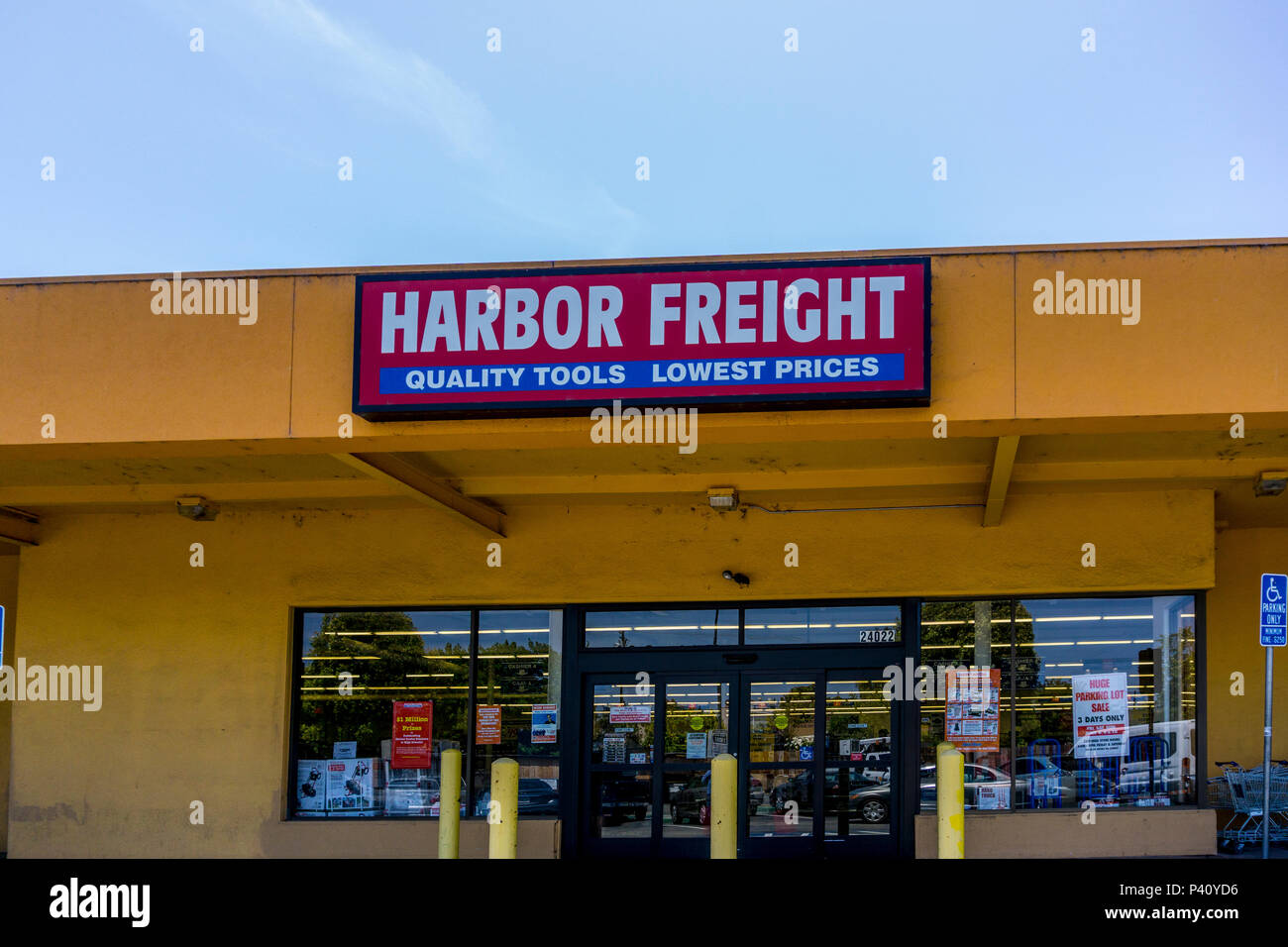 Harbor freight location in San Leandro California USA Stock Photo Alamy