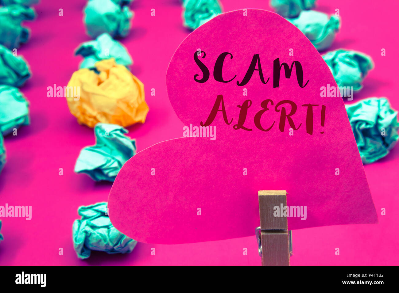 Scam Writing Mobile scam texts hi-res stock photography and images - Alamy