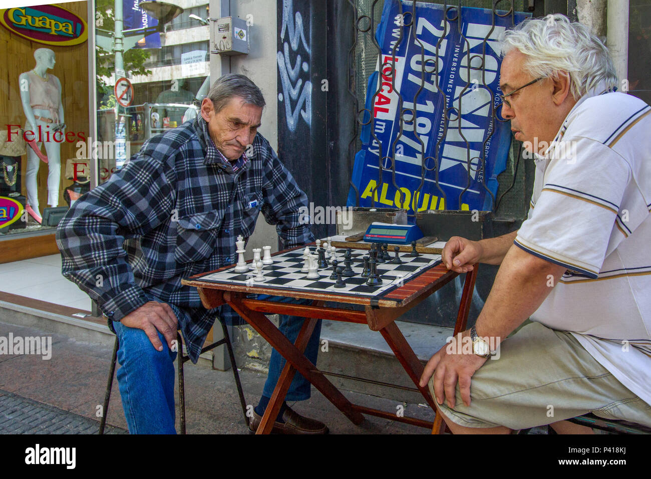 Montevidéu - Uruguai Xadrez Jogo de Xadrez Jogo de xadrex na rua