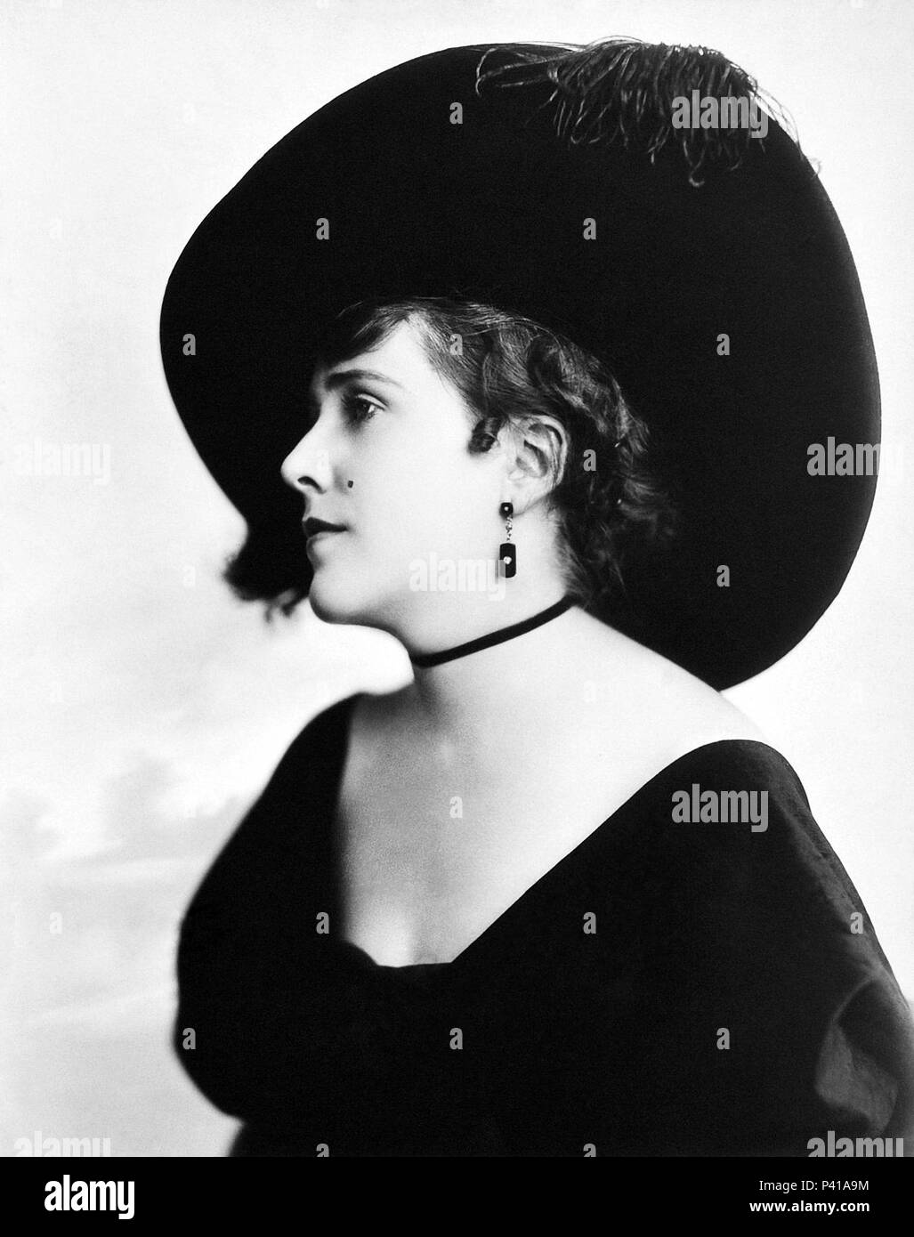 Ruth Roland Ruth Roland new photo Ruth Roland Ruth Roland new foto