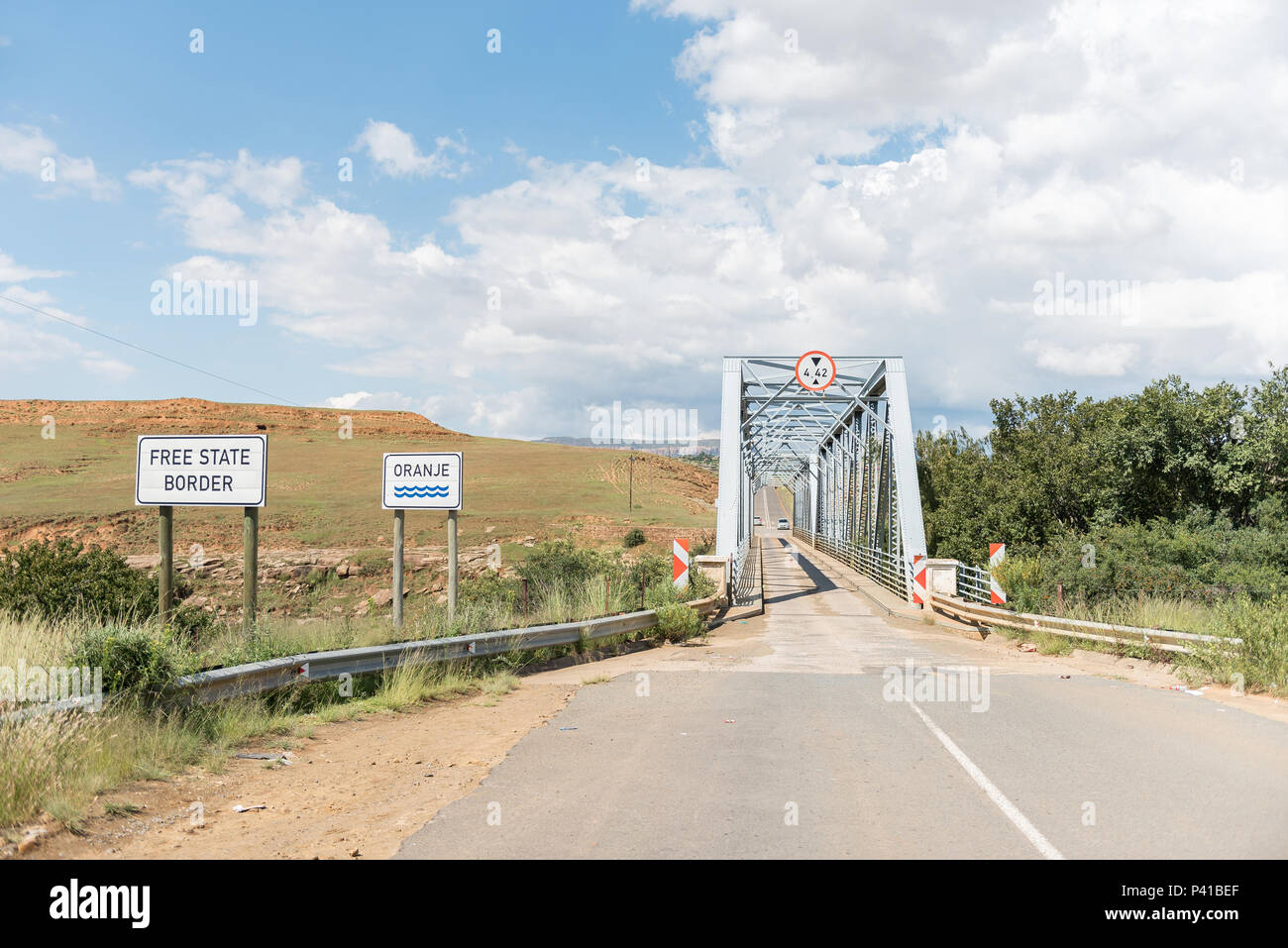 The single lane bridge over the Orange River between Sterkspruit and