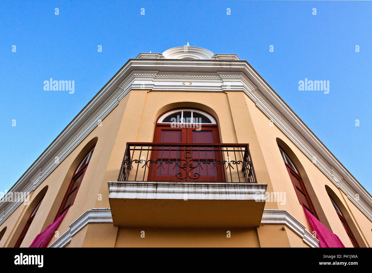 Construida entre 1913 e 1918, foi o primeiro sobrado de alvenária da cidade de Campo Grande e marcou o início da preservação do patrimônio histórico da cidade.  Campo Grande - MS Morada do Baís Patrimônio Histórico de Campo Grande Centro Oeste Campo Grande Brasil Mato Grosso do Sul Stock Photo