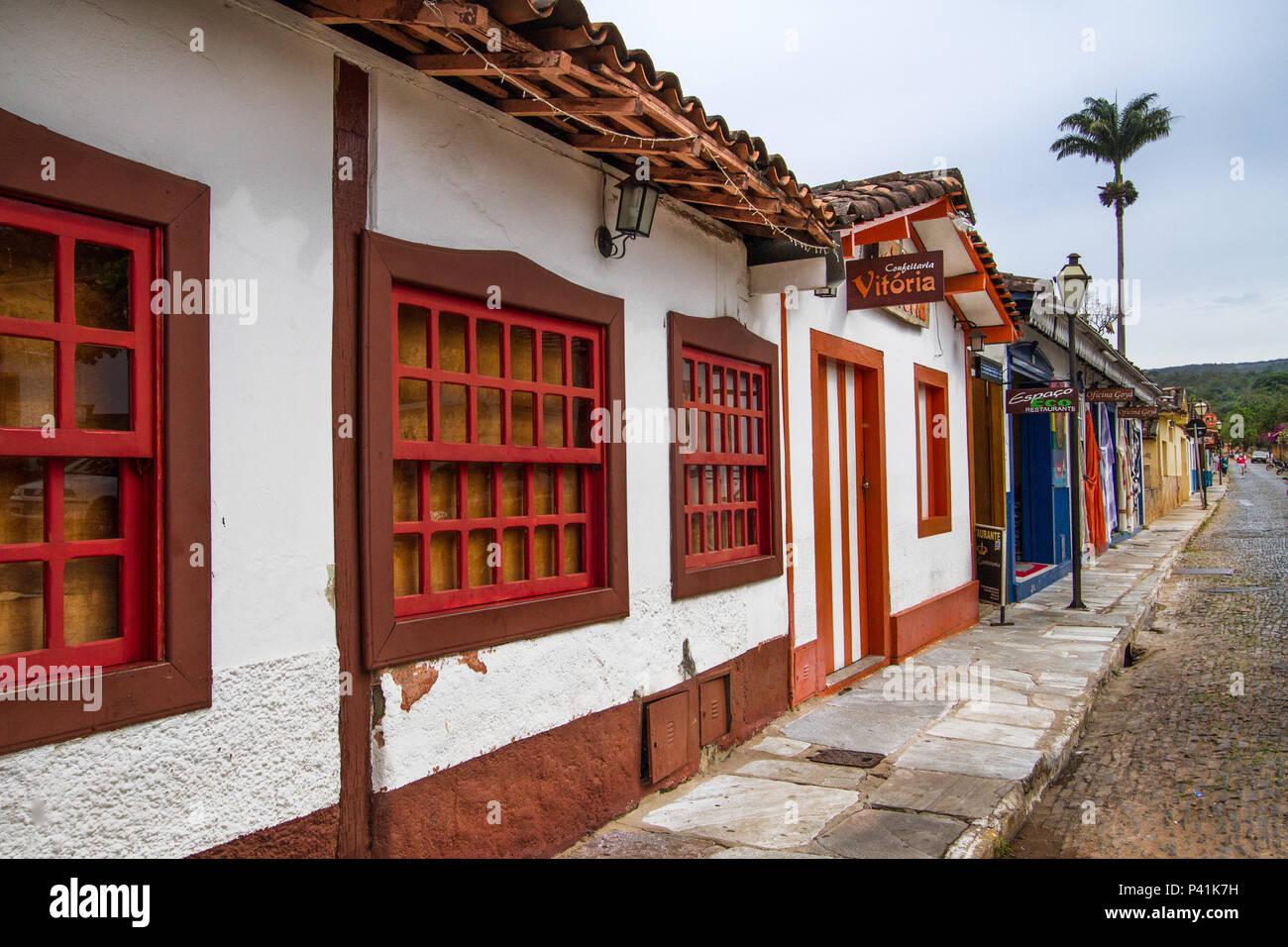 Casas terreas hi-res stock photography and images - Alamy