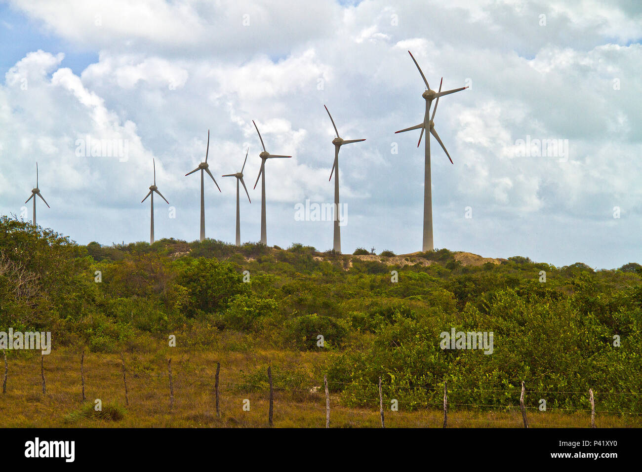 torres de energia eólica Parque Eólico Rio do Fogo Rio Grande do Norte  Nordeste Brasil Stock Photo - Alamy