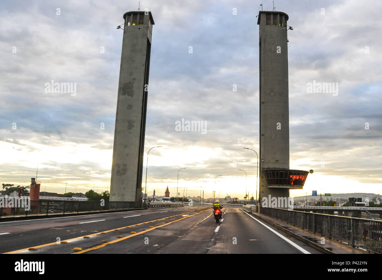 Vista Da Ponte Do Guaiba Em Porto Alegre Rs Stock Photo Alamy