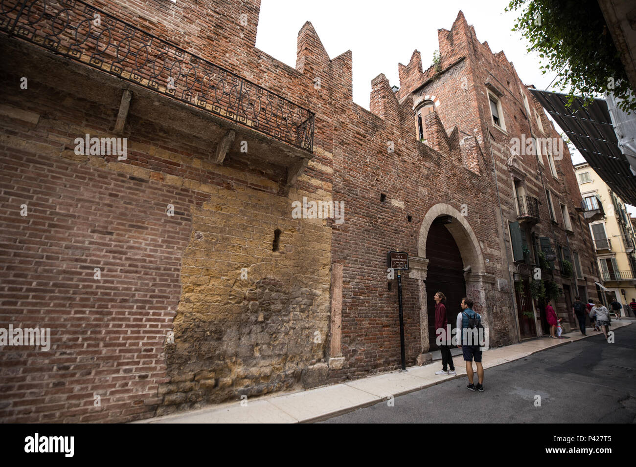 Casa di Romeo de Romeo e Julieta em Verona, Itália Stock Photo - Alamy