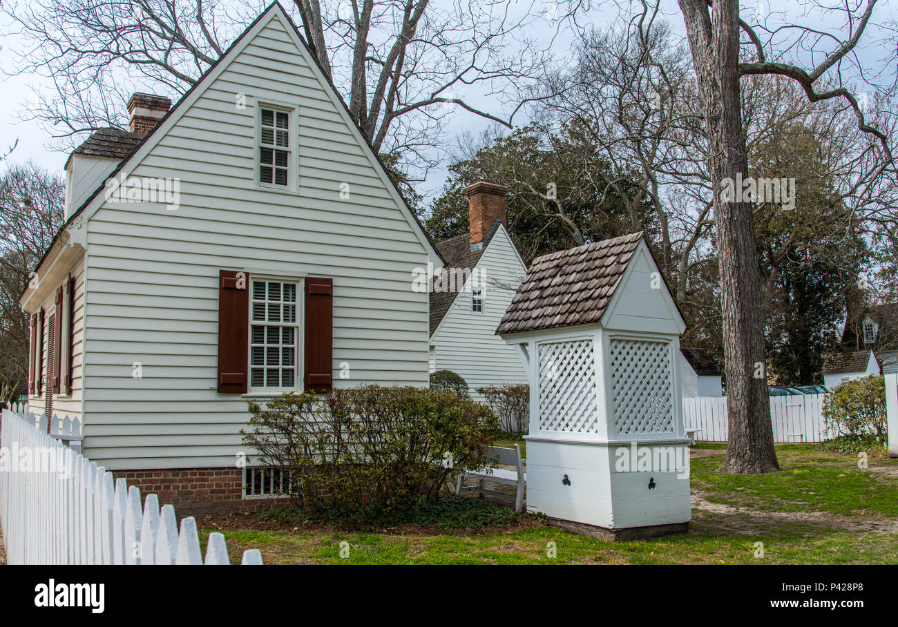 Traditional house in colonial Williamsburg Stock Photo Alamy