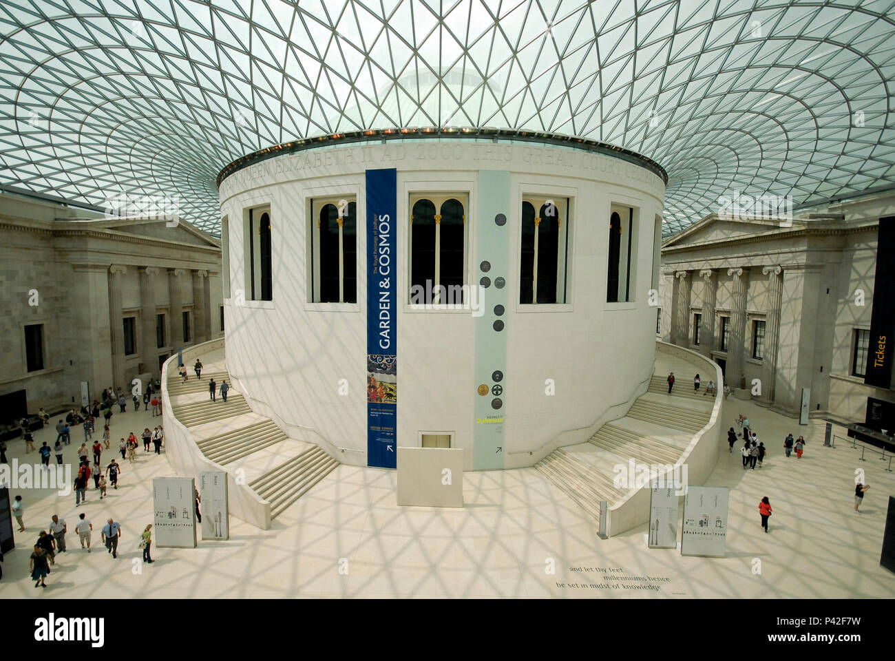 O British Museum (Museu Britânico) fundado em 1753, contém mais de sete milhões de objetos e documentos documentando a história humana até os dias de hoje. Londres/Lo, Reino Unido - 26/06/2009. Foto: André Stefano / Fotoarena Stock Photo