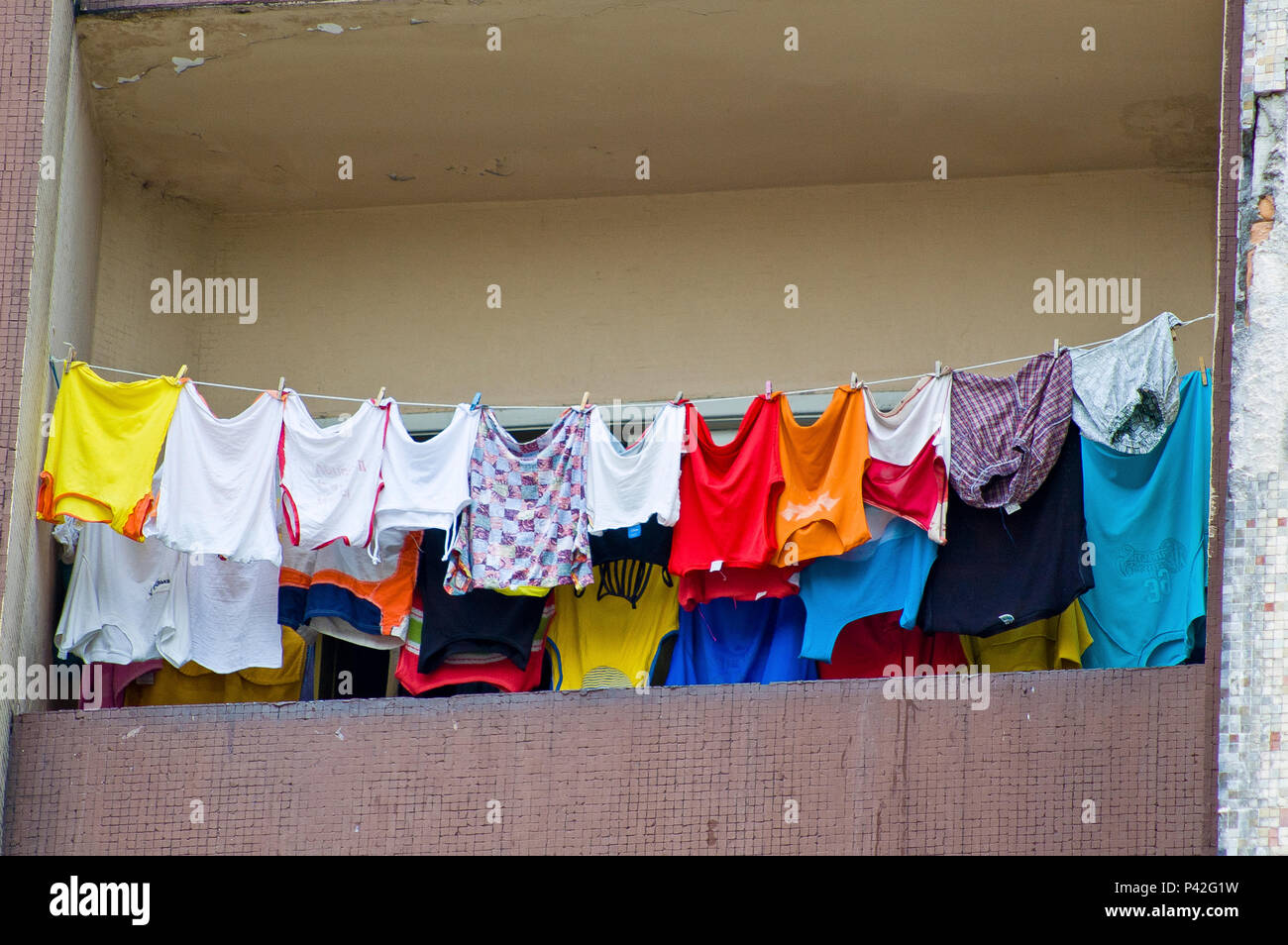 Sacada com roupas estendidas hi-res stock photography and images - Alamy