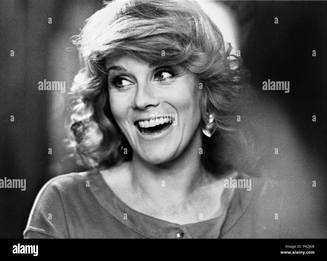 Original Film Title: TWICE IN A LIFETIME.  English Title: TWICE IN A LIFETIME.  Film Director: BUD YORKIN.  Year: 1985.  Stars: ANN-MARGRET. Credit: BUD YORKIN PRODUCTIONS / Album Stock Photo