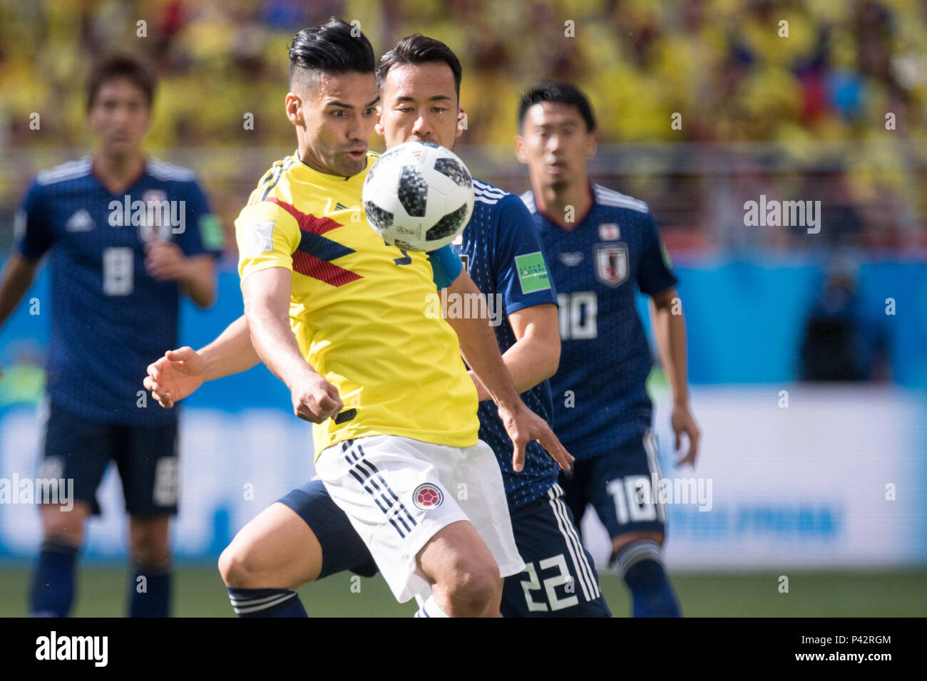 Oscar MURILLO (left, COL) versus Maya YOSHIDA (JPN), Action, duels, Colombia (COL) - Japan (JPN) 1: 2, Preliminary Round, Group H, Game 16, 19.06.2018 in Saransk; Football World Cup 2018 in Russia from 14.06. - 15.07.2018. | usage worldwide Stock Photo