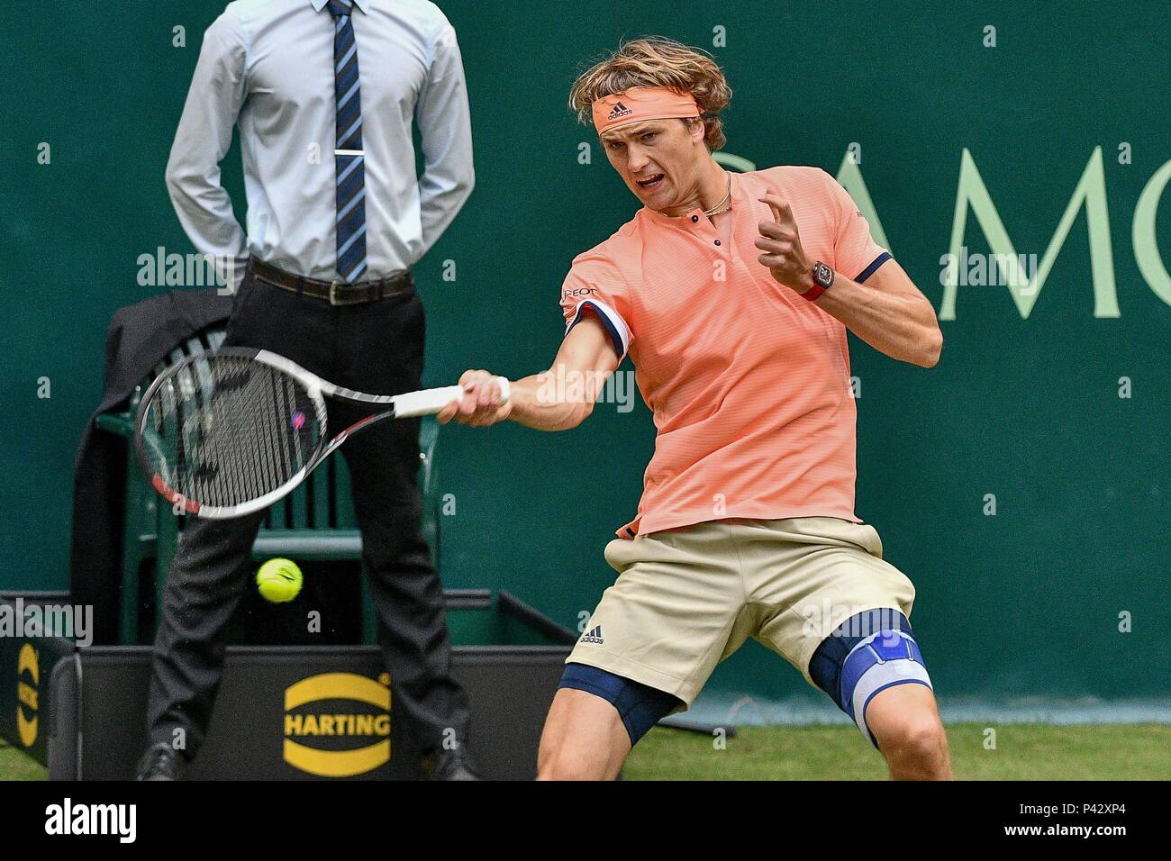 Halle, Germany. 20 June 2018 Gerry Weber Stadium, Halle/Westphalia, GER,  ATP World Tour 500 Event, 26th Gerry Weber Open 2018 from 18.-24. June, in  the picture Alexander Zverev (GER) at the forehand
