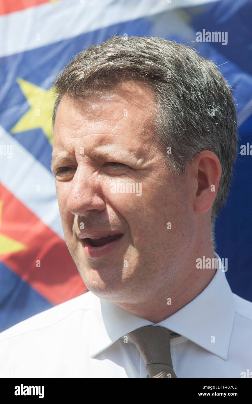 Chris leslie hires stock photography and images Alamy