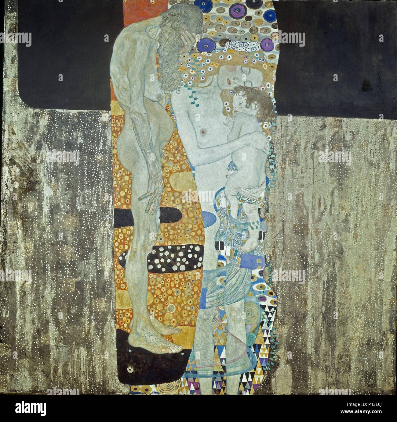 The Three Ages of Woman', 1905, Oil on canvas, 180 x 180. Author: Gustav  Klimt (1862-1918). Location: MUSEE NATIONAL D'ART MODERNE, ROME, ITALIA  Stock Photo - Alamy