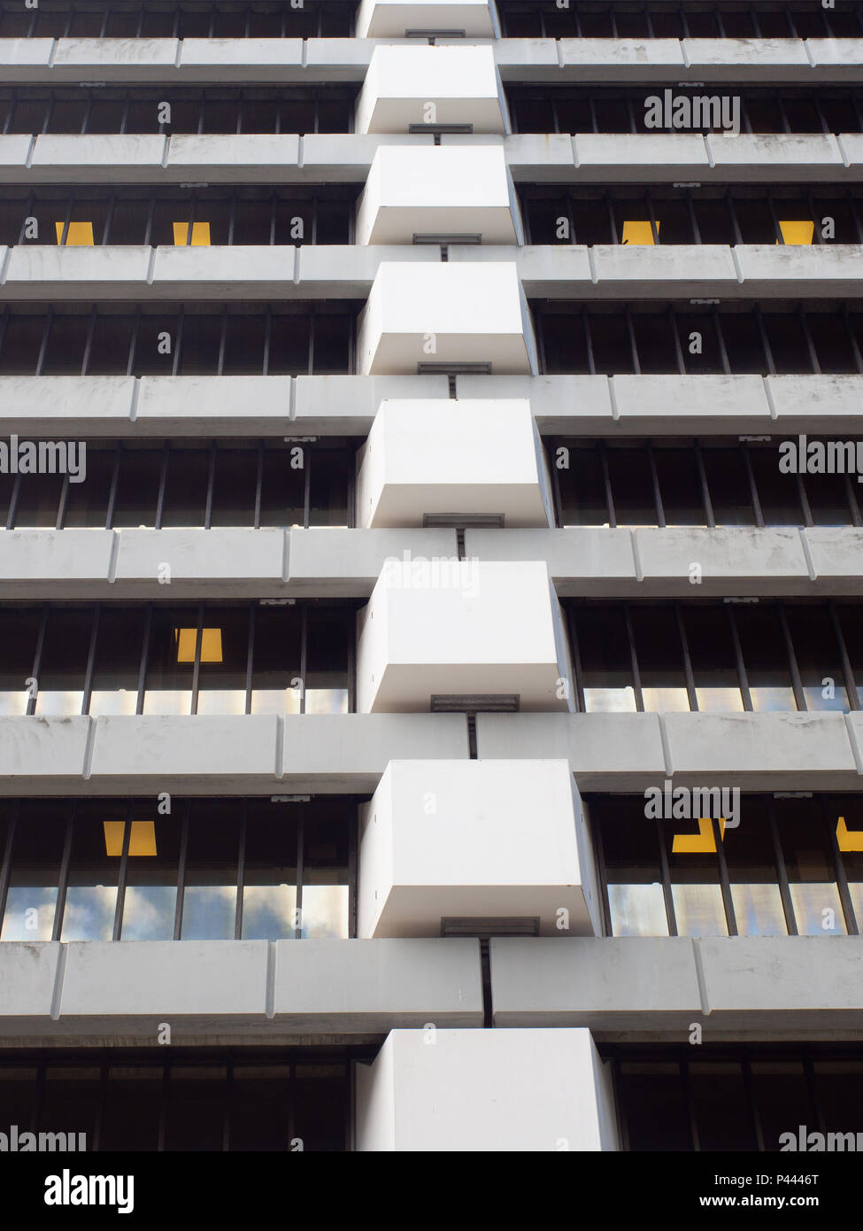 Multi storey buidling hi-res stock photography and images - Alamy