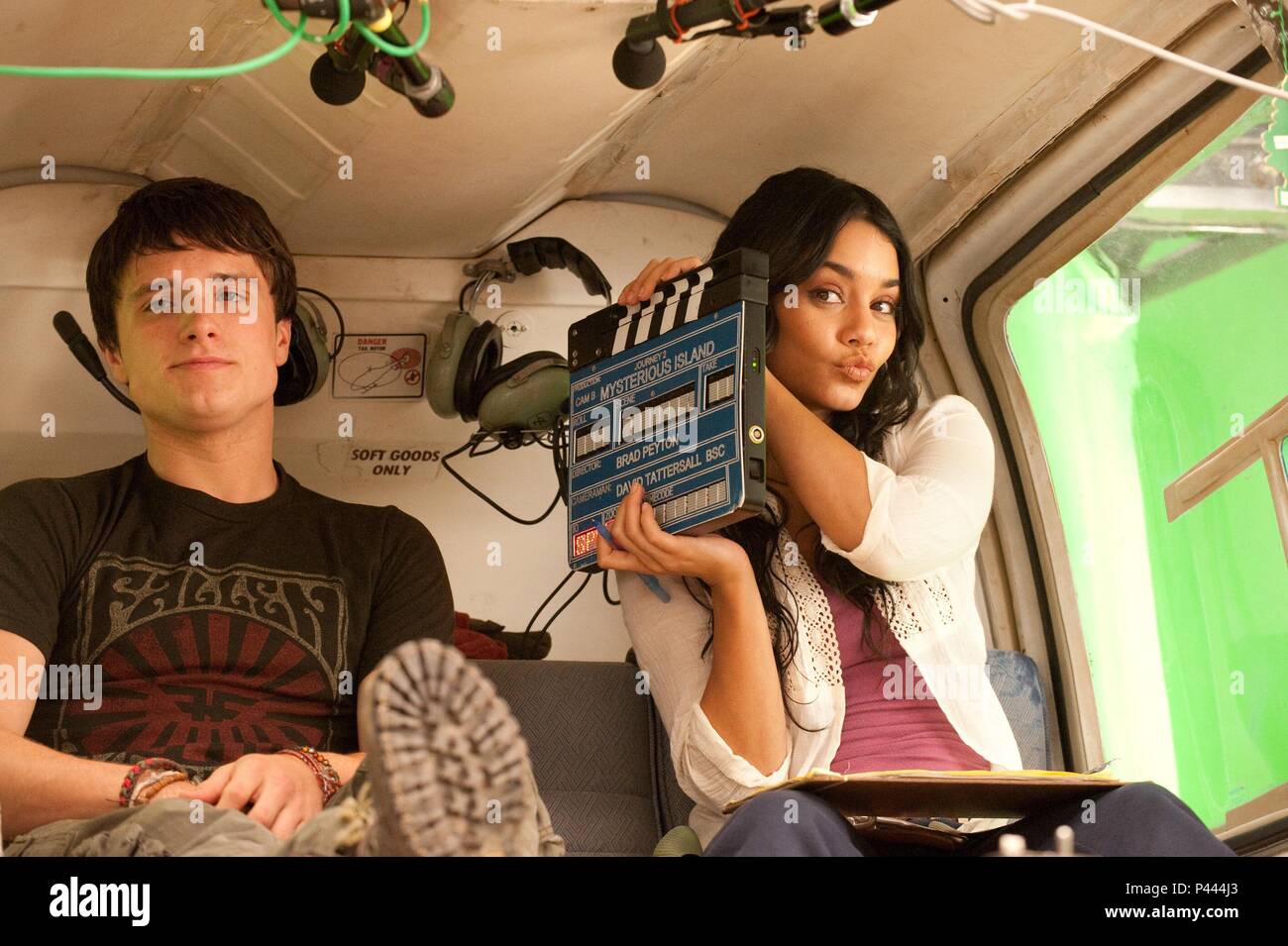 Vanessa Hudgens And Josh Hutcherson High Resolution Stock Photography And Images Alamy