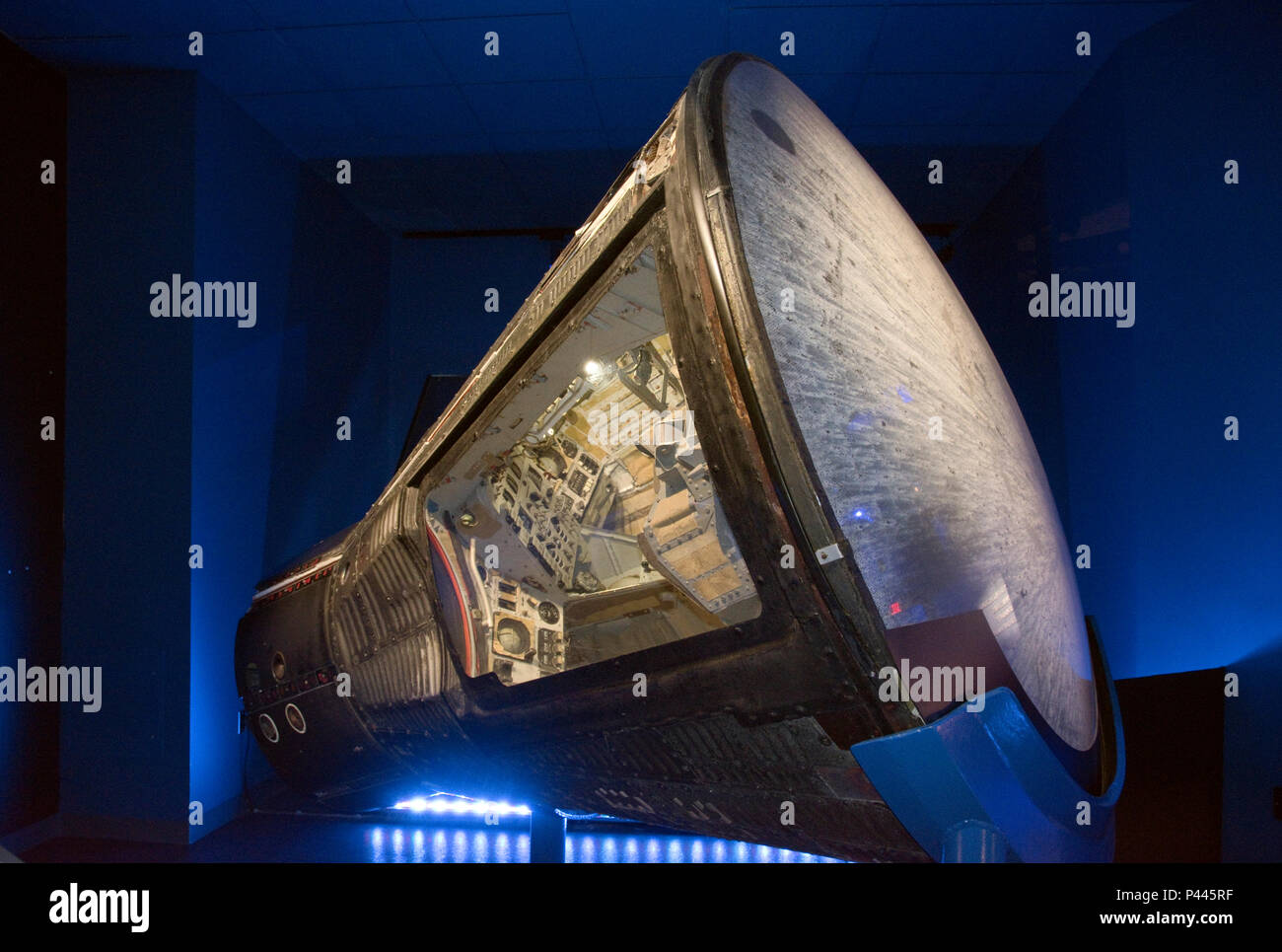 Air gemini hi-res stock photography and images - Page 4 - Alamy