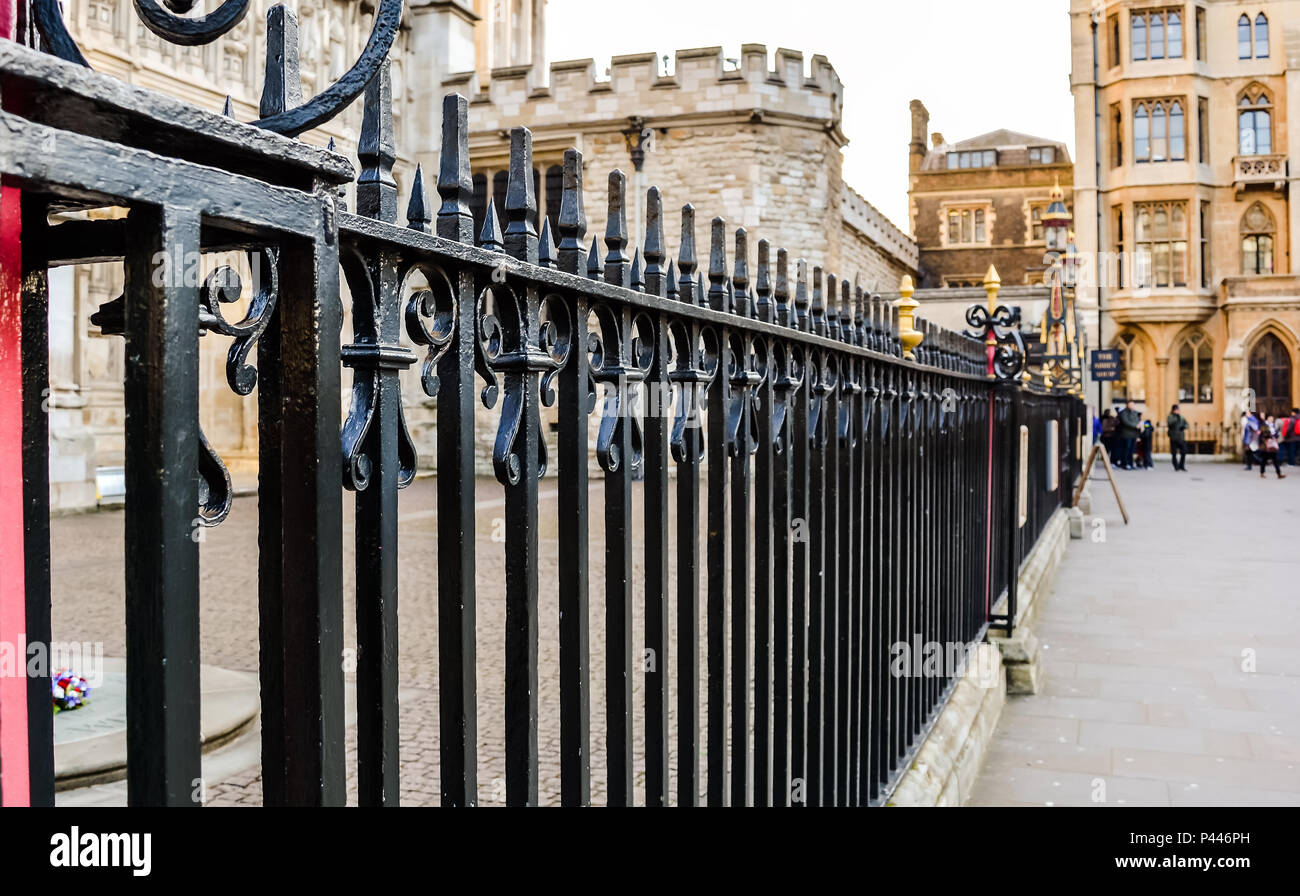 Westminster Railing Black iron railings hi-res stock photography and images - Alamy