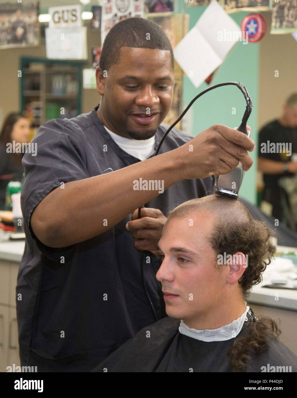 Page 2 Military Haircut High Resolution Stock Photography And Images Alamy