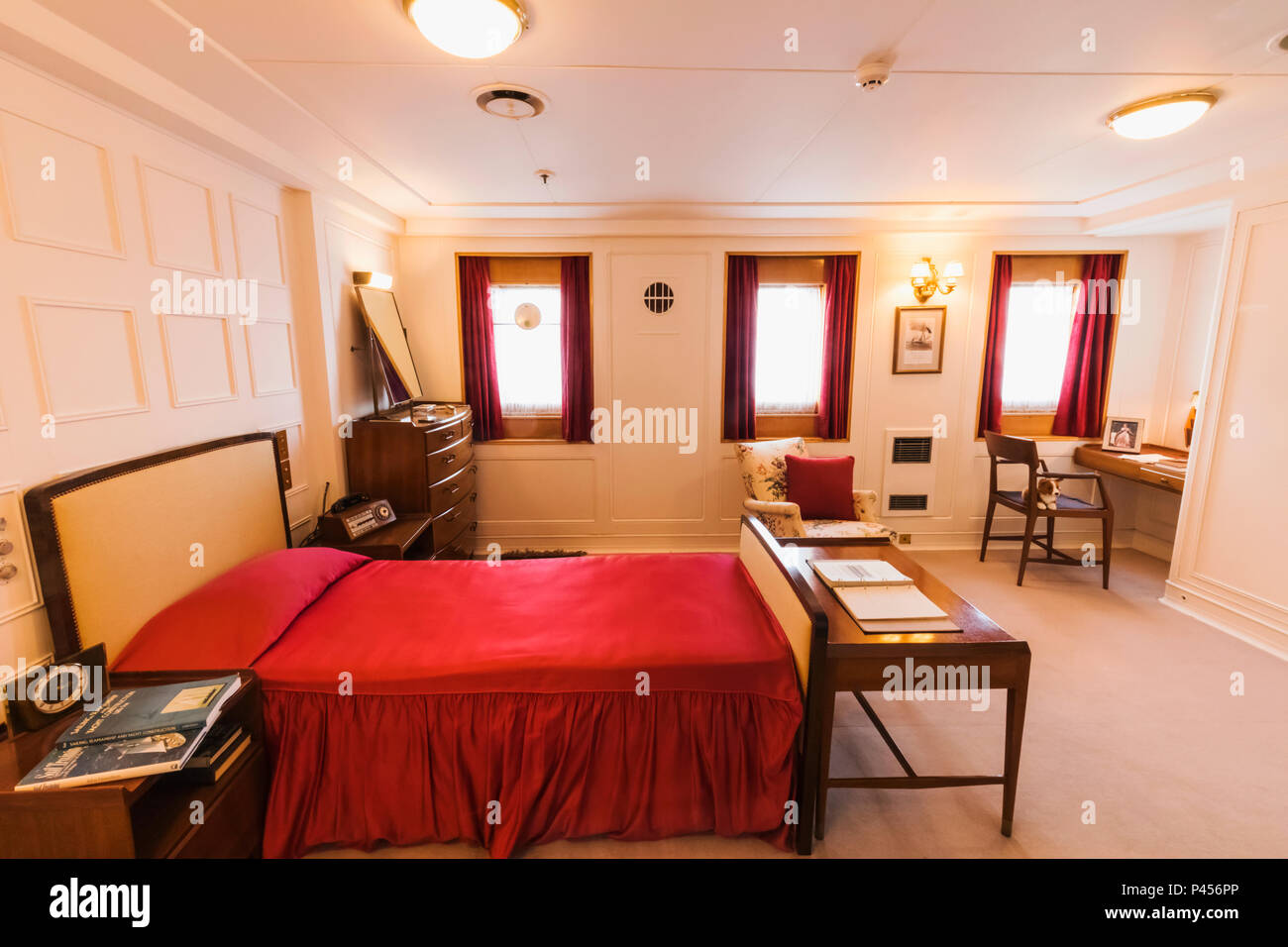 Interior royal yacht britannia hires stock photography and images Alamy