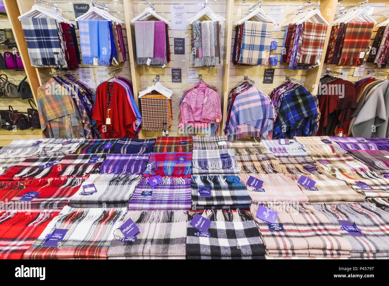 Great Britain, Scotland, Edinburgh, The Royal Mile, The Tartan Weaving
