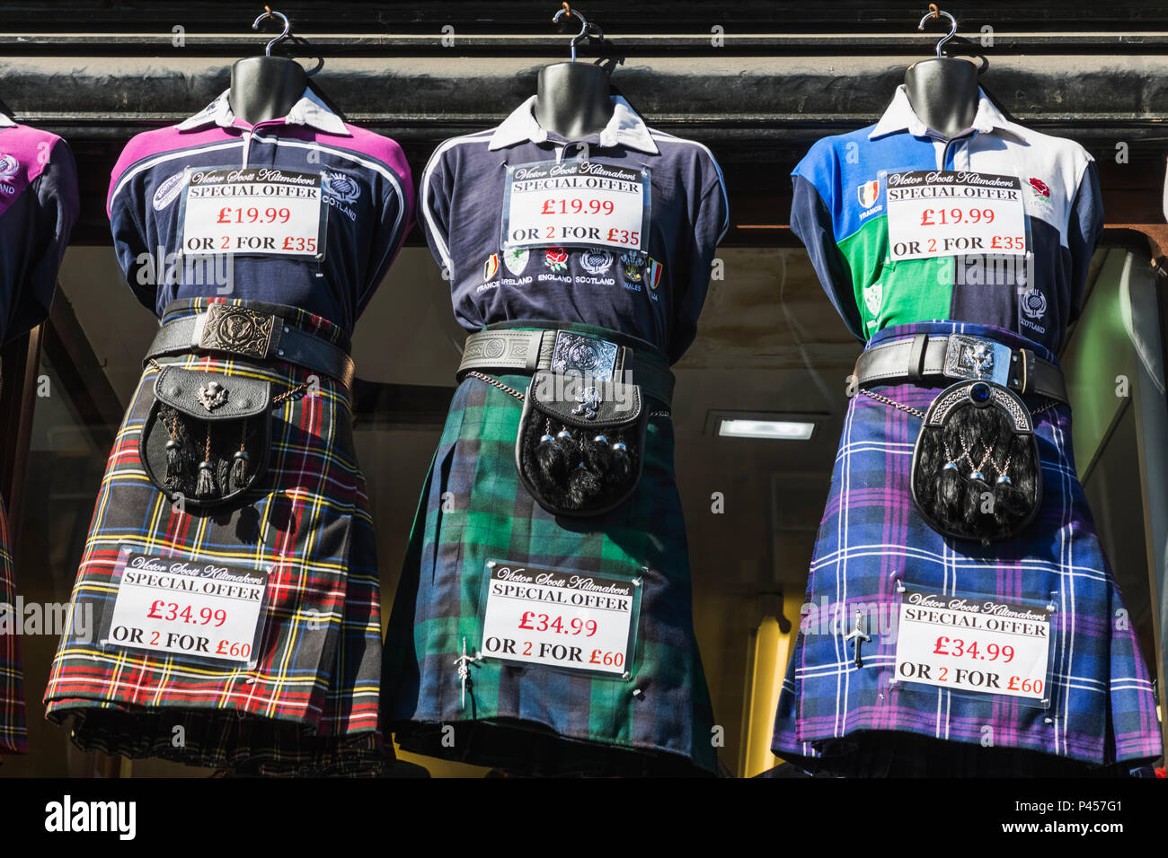 Great Britain, Scotland, Edinburgh, The Royal Mile, The Tartan Weaving