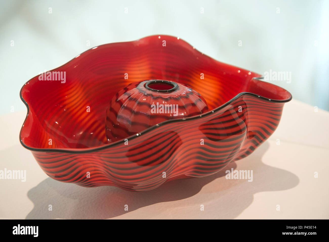 Glass Vase by Dale Chihuly Stock Photo Alamy