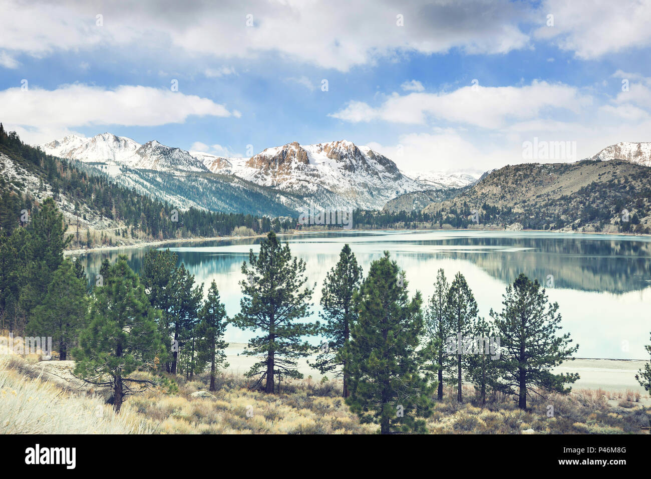Sierra Nevada mountains Stock Photo - Alamy