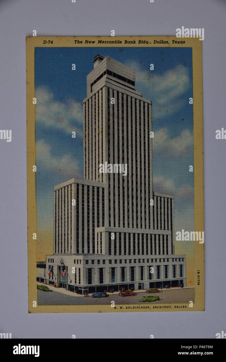 Photograph of 1930’s/1940’s American colour postcard depicting the New