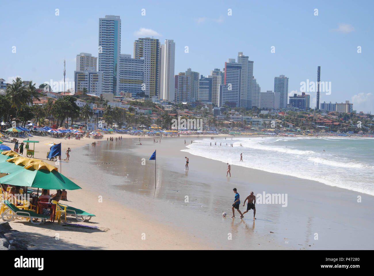 Praia de Ponta Negra, localizada no litoral sul de Natal, RN Stock Photo -  Alamy