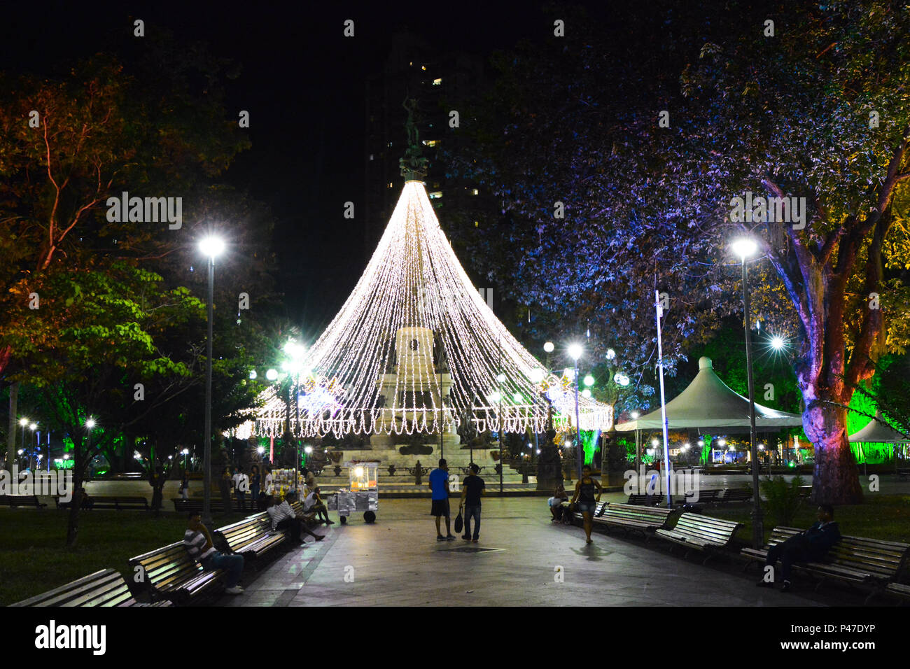 SALVADOR, BA - 09/12/2014: DECORAÇÃO DE NATAL EM SALVADOR - Praça do Campo  Grande, durante Decoração de Natal em Salvador. (Foto: Mauro Akin Nassor /  Fotoarena Stock Photo - Alamy