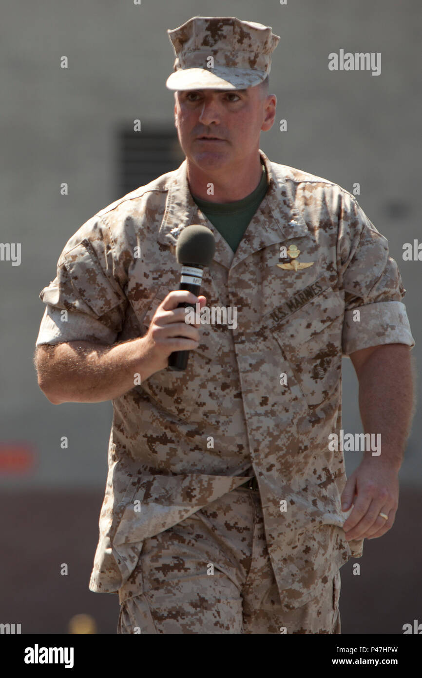 U.S. Marine Corps Lt. Col. William B. Allen IV, Commanding Officer, Marine Combat Training Battalion, School of Infantry-West, addresses the audience during a Change of Command Ceremony at Camp Pendleton, Calif., June 22, 2016.  A Change of Command is a military tradition that represents a formal transfer of authority and responsibility for a unit from one Commanding Officer to another. (U.S. Marine Corps photo by Lance Cpl. Brandon Martinez, MCIWEST-MCB CamPen Combat Camera/Released) Stock Photo